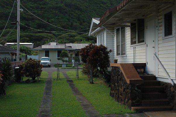 HI50 S6 Manoa Kaaipu St Kono EXT 21
