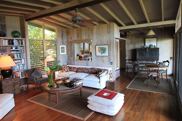 HI50 S5 Kaimuki Monsarrat tunnel IMG 5715