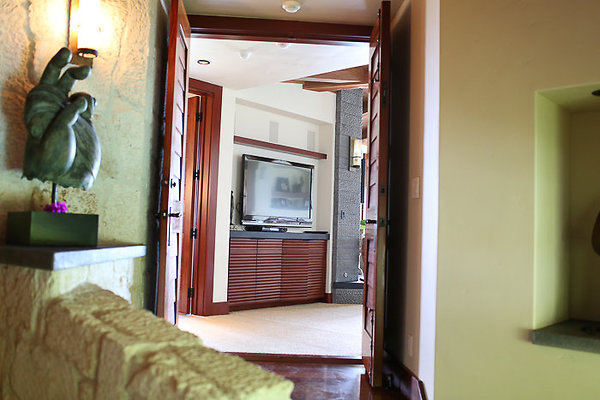 Kahala BanyanEstate-1