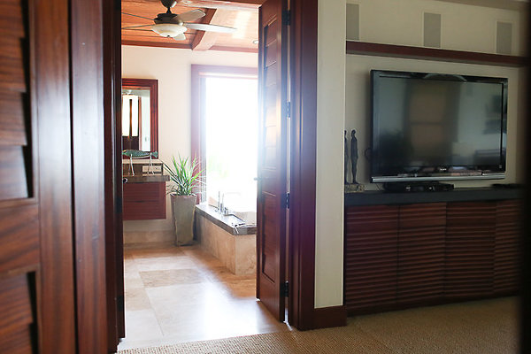 Kahala BanyanEstate-3