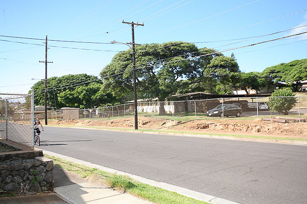 DH CedricYamanaka 831Luawai-4