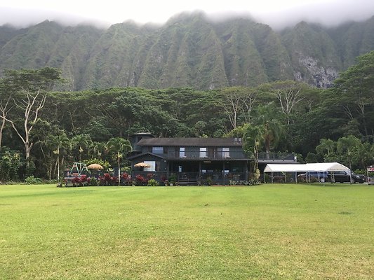 Waimanalo 41-980 Kakaina St Ely and David Lundquist 808.381.3399 Ely 808.381.3393 David