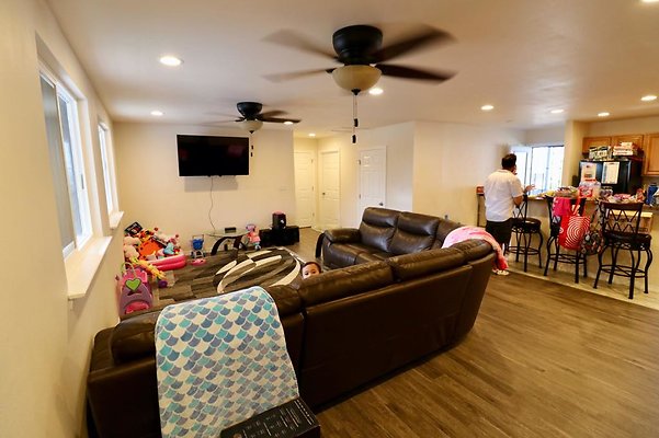 th Gagnon Residence   506