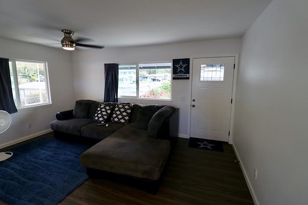 th McEllroy Residence   609