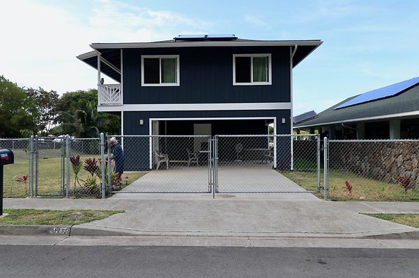 th McEllroy Residence   589