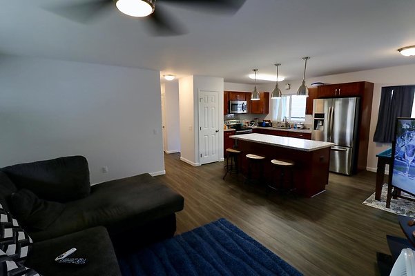 th McEllroy Residence   612