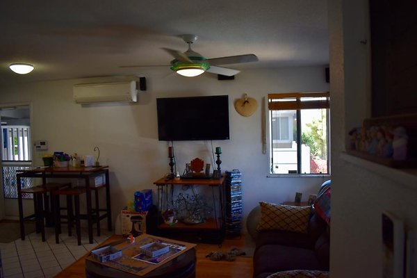 th Wailana-Yamaguchi Residence    1091