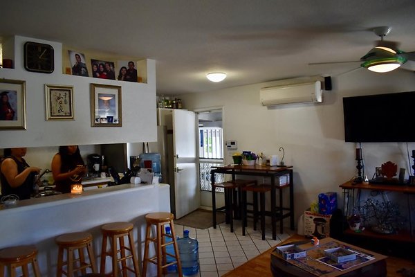 th Wailana-Yamaguchi Residence    1090