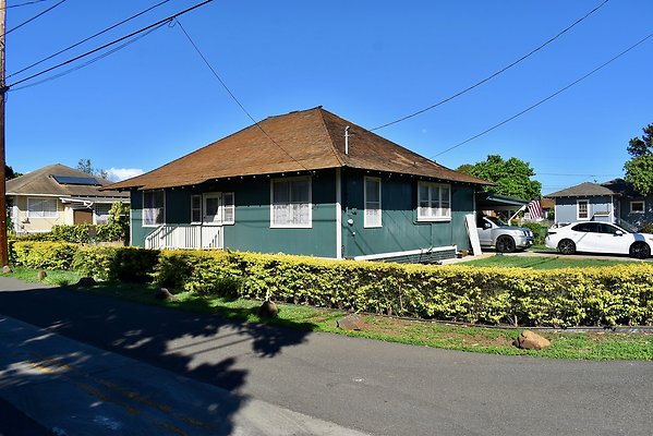 Lobetos Residence    193