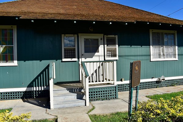 Lobetos Residence    199