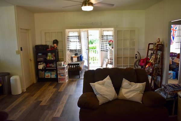 th Lobetos Residence    1218