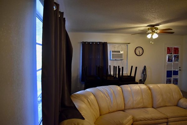 th Kwan-Him Residence    143