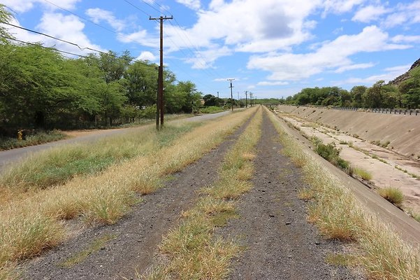 Maili 86-350 Mailiilii Road