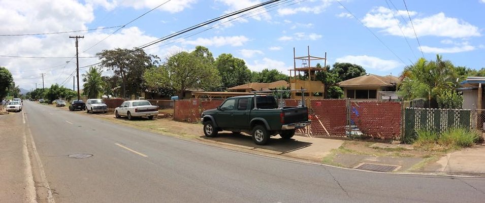 Makaha 84-641 Lahaina St No Contact