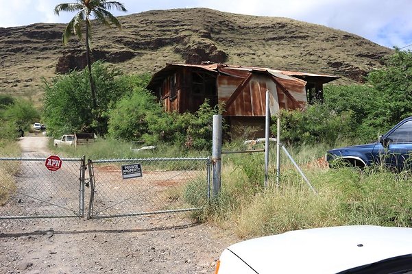 Maili 87-404 Hakimo Road