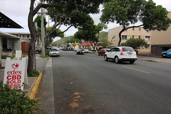 Kainehe Street - too busy