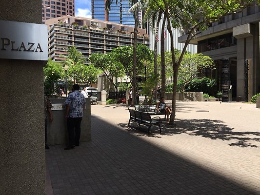 HI50 S6 Downtown Pioneer Plaza Entrance 27.15