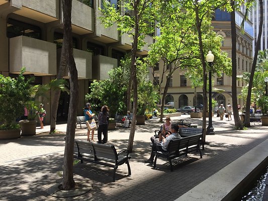 HI50 S6 Downtown Pioneer Plaza Entrance 27.20