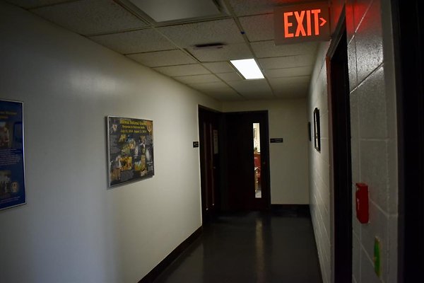 National Guard Office  • 815