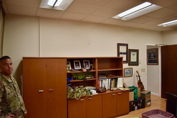 National Guard Office  • 795