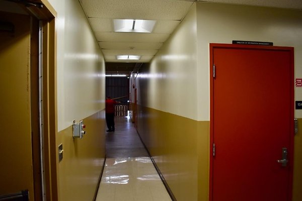 National Guard Office  • 838