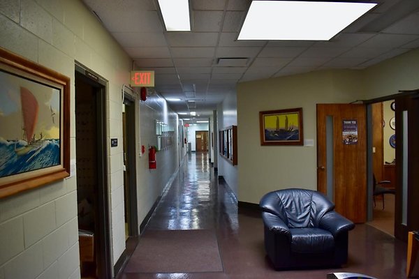 National Guard Office  • 787