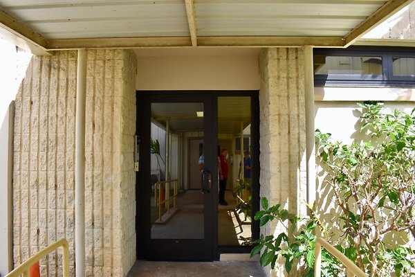 National Guard Office  • 826