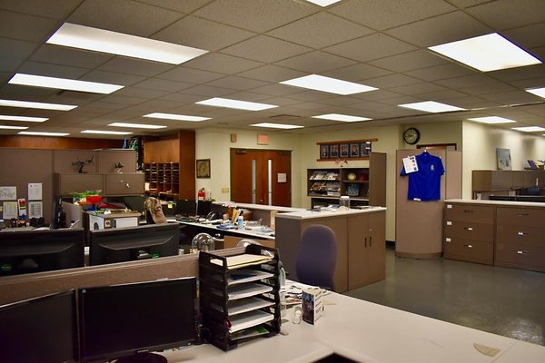 National Guard Office  • 752