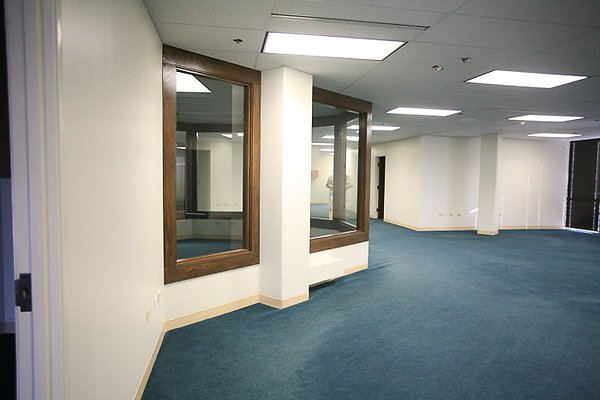 WaikikiTradeCenter-17