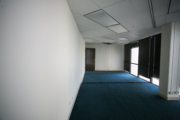 WaikikiTradeCenter-26