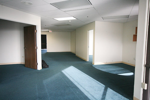 WaikikiTradeCenter-20