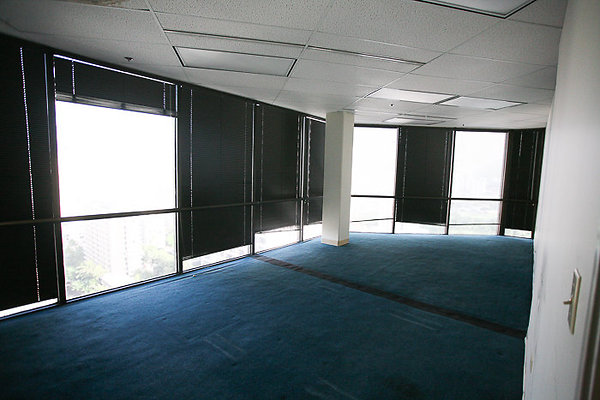 WaikikiTradeCenter-25