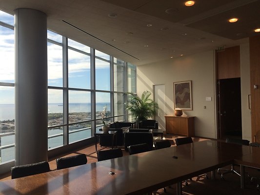 HI50 S5 1stHawaiian THEBoardroom 2014-11-13 14.25.15