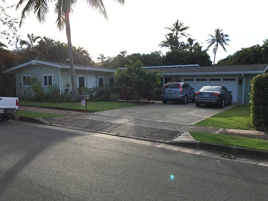 Ep 920 "Whitmore Village" Doorway Scene