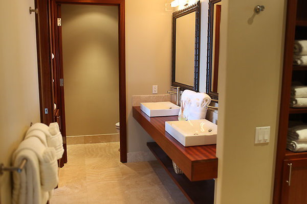 HawaiiKai 4895 KalanianaoleHwy-15