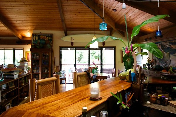 kitchen POV toward back lanai wide