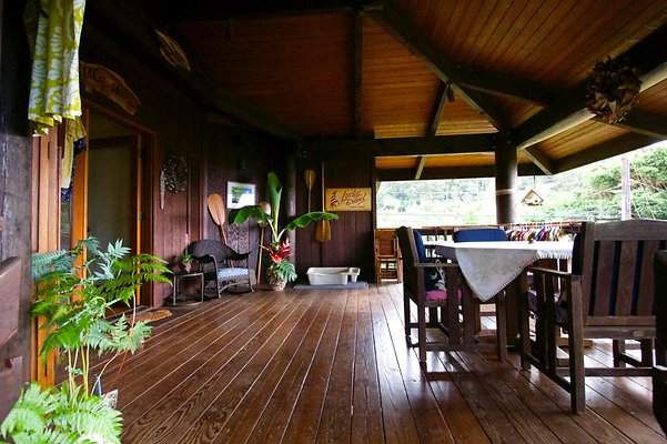 lanai staircase POV wide