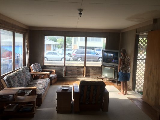 HI50 S6 Palolo 3361 Hardesty 7.25.43