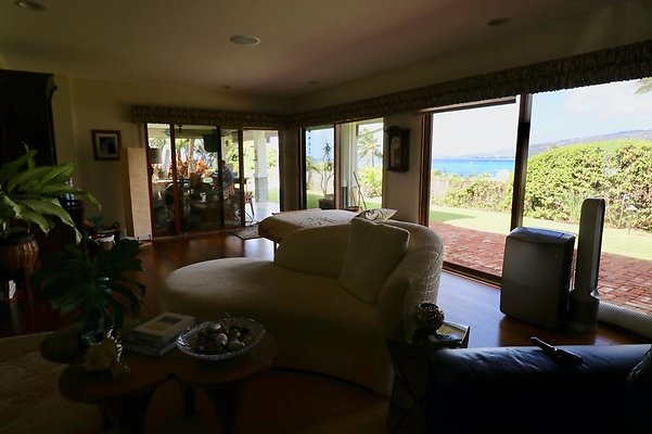 th 192 Poipu Dr   0082