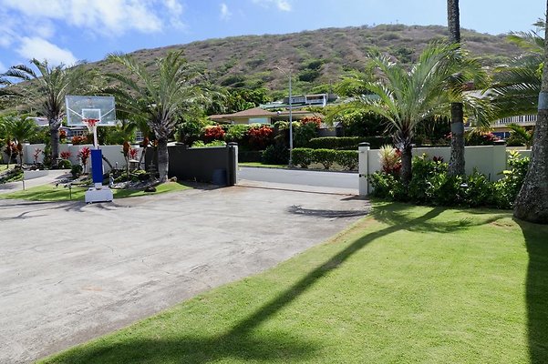 th 192 Poipu Dr   0051