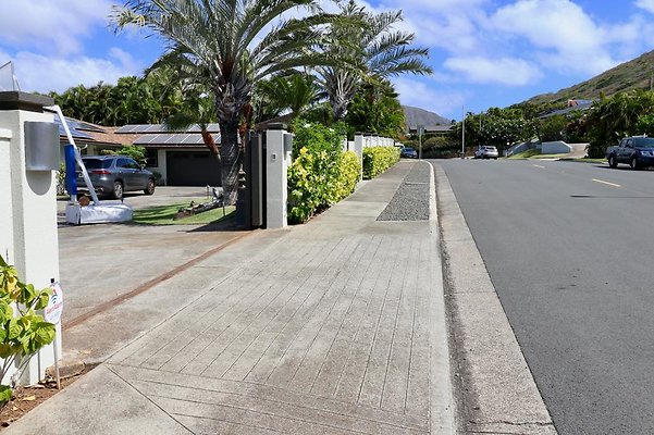 th 192 Poipu Dr   0037