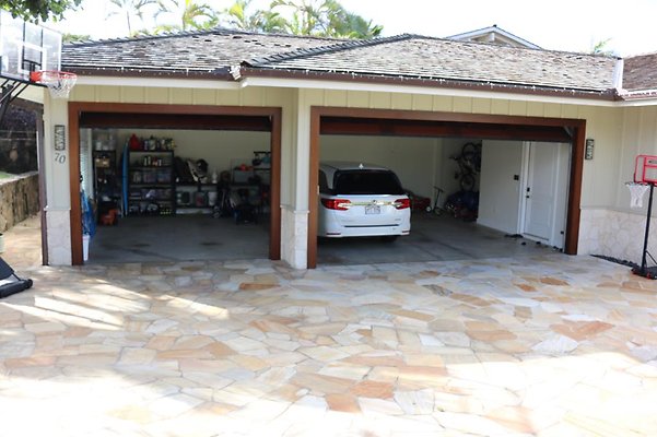 Updated Garage &amp; Neighbors House Construction