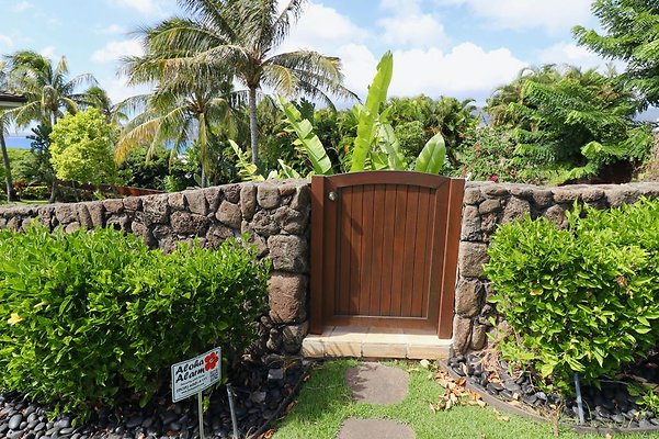 th 70 Poipu Dr   103