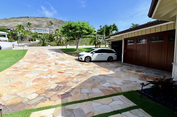 th 70 Poipu Dr   101