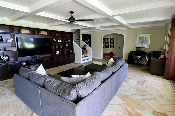 th 70 Poipu Dr   131