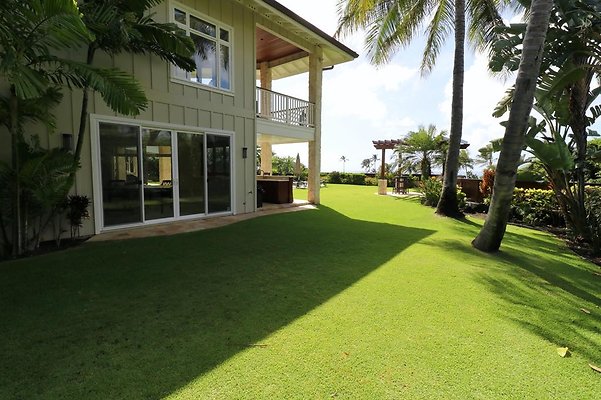 th 70 Poipu Dr   110