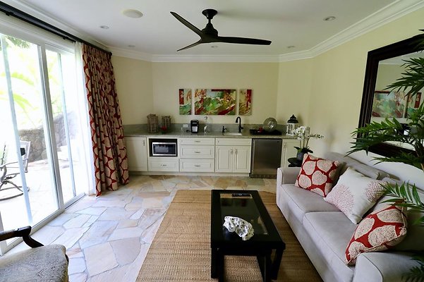 th 70 Poipu Dr   142