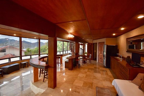 th Vacek Residence   148-L