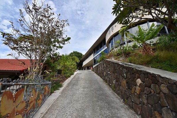 th Vacek Residence   134-L