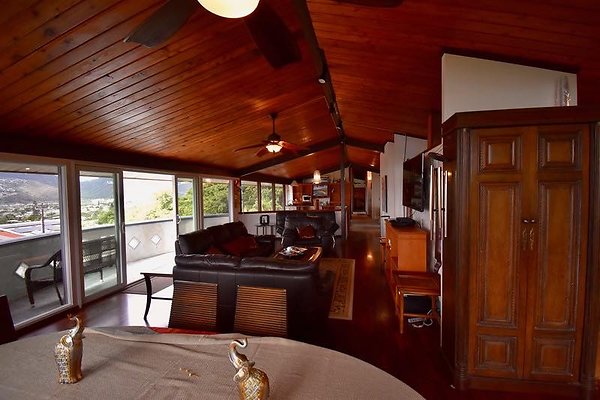 th Vacek Residence   159-L